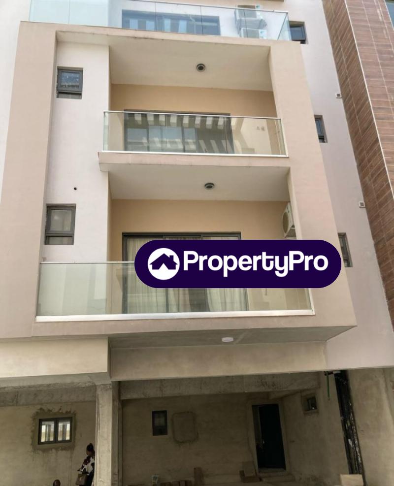 2 bedroom Flat / Apartment for sale Ologolo, Lekki Lagos - 0