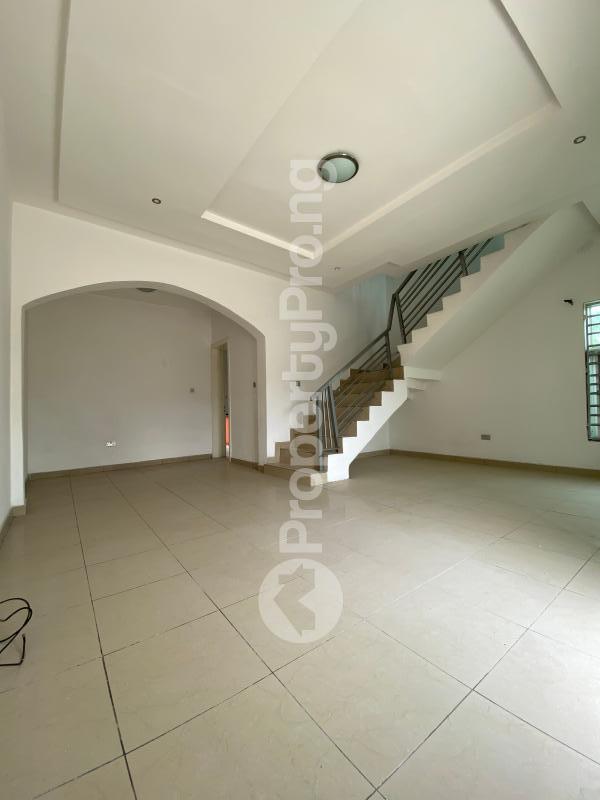 4 bedroom House for rent Ilaje Ajah Lagos