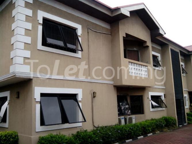 2 bedroom Flat / Apartment for rent 13, Olosa Street Off Ademola Adetokunbo Victoria island Victoria Island Lagos