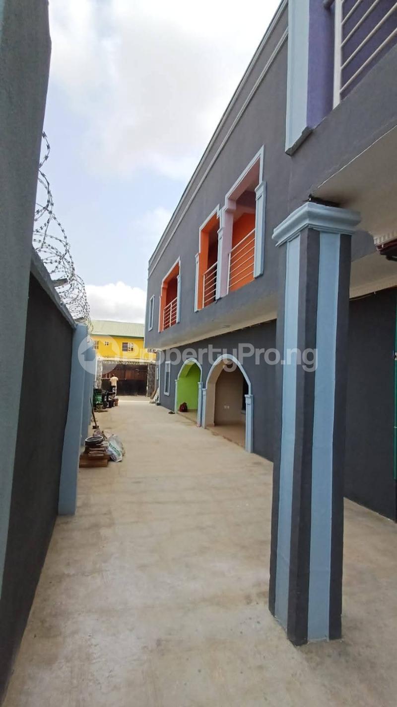 10 bedroom House for sale Off Command Road, Ipaja, Lagos Ipaja Ipaja Lagos