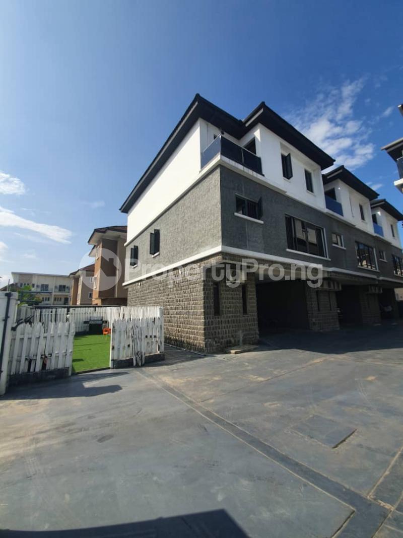 3 bedroom House for sale Meadow Hall Road, Richmond Gate Estate Ikate Lekki Lagos