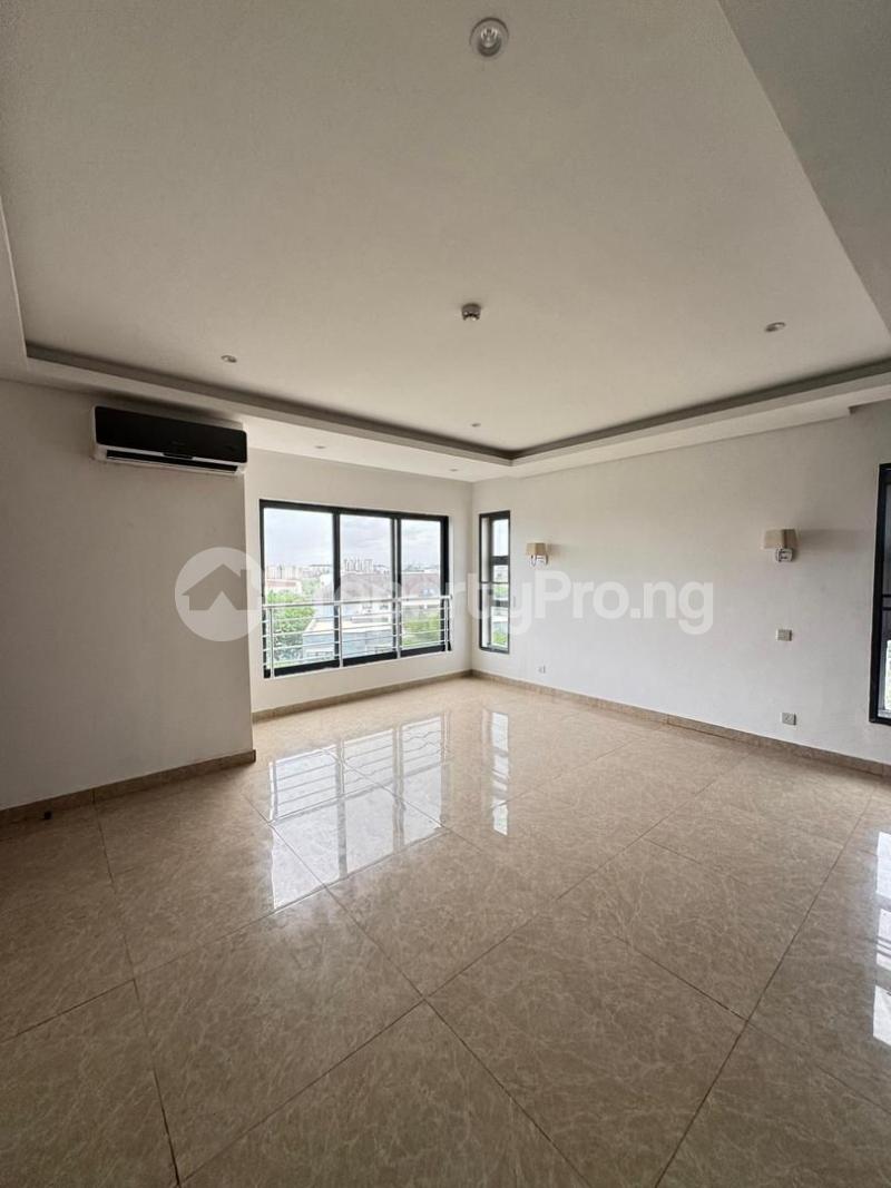 4 bedroom House for rent Banana Island Ikoyi Lagos