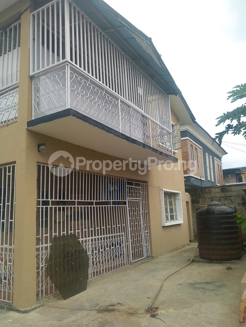 2 bedroom House for rent Off Bodethomas Bode Thomas Surulere Lagos