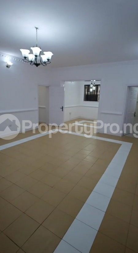 3 bedroom Flat / Apartment for rent Shonibare Estate Maryland Lagos - 0