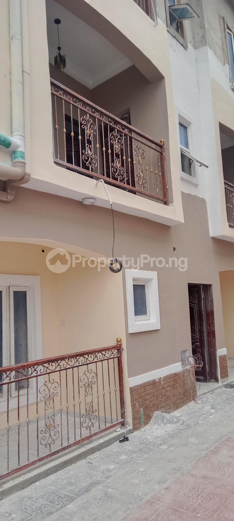 3 bedroom Flat / Apartment for rent Green Field Estate, Apple junction Amuwo Odofin Lagos