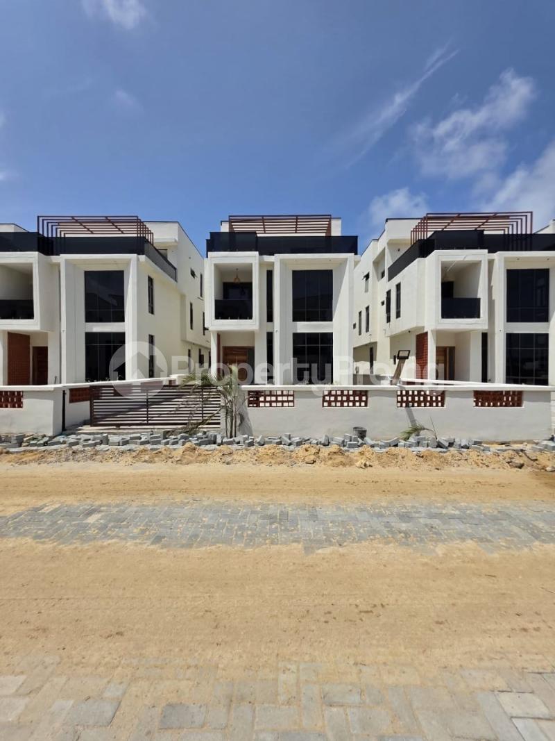 6 bedroom House for sale Ikota Lekki Lagos