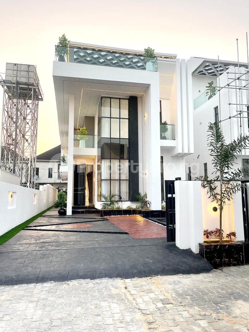 5 bedroom House for sale Chevron Lekki Lagos