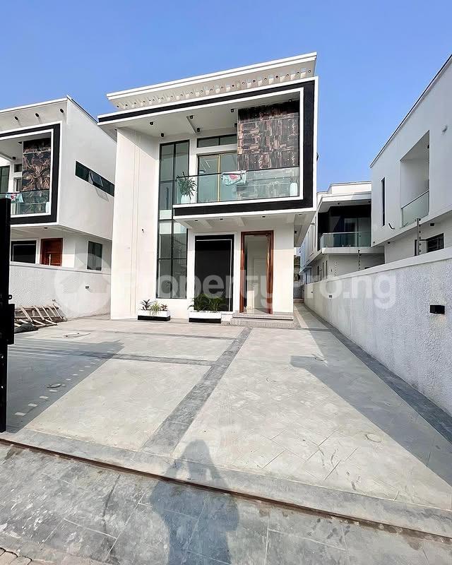 5 bedroom House for sale chevron Lekki Lagos