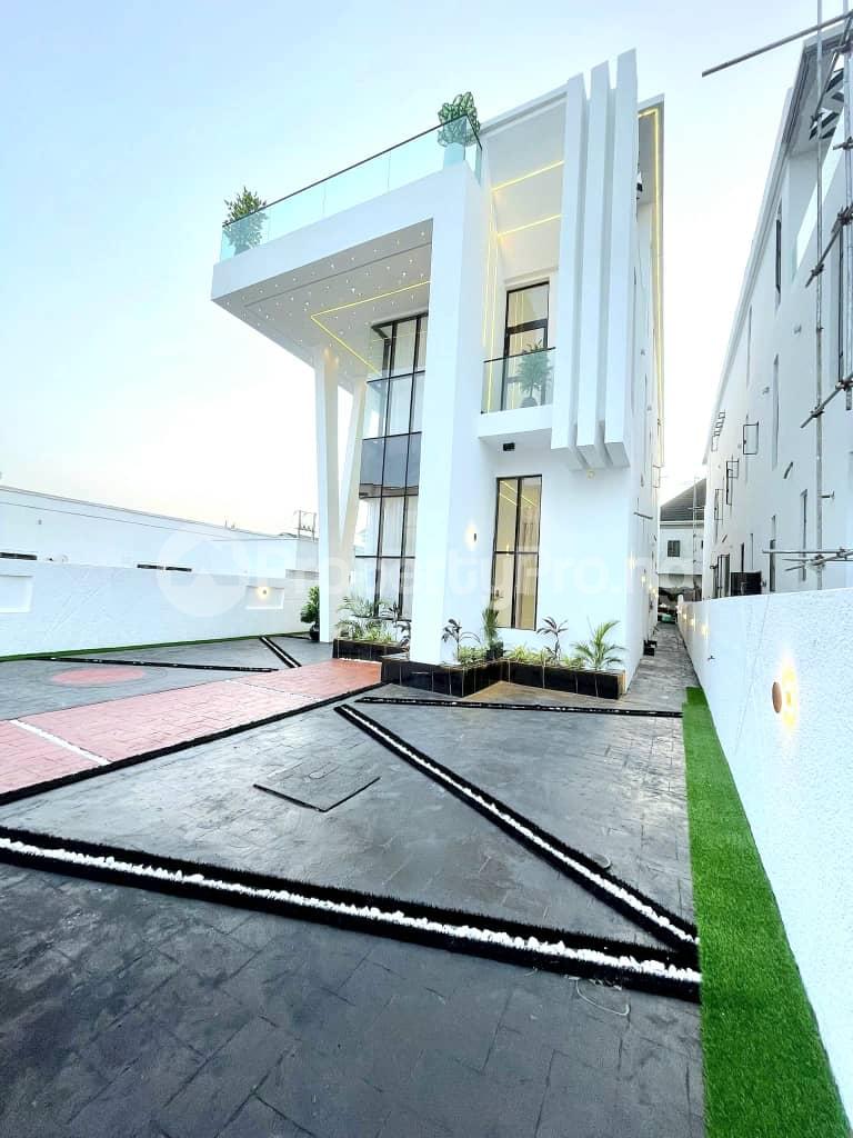 5 bedroom House for sale chevron Lekki Lagos
