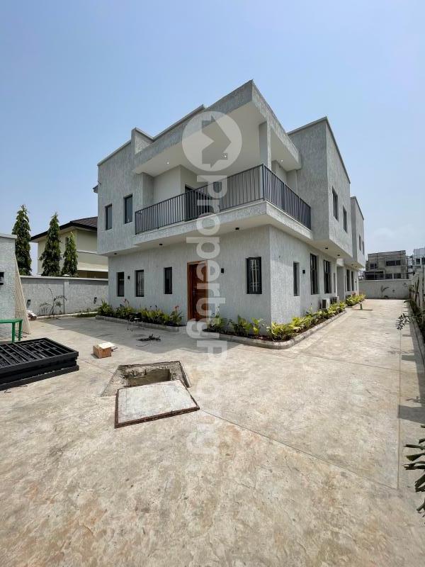 4 bedroom House for rent Osapa london Lekki Lagos