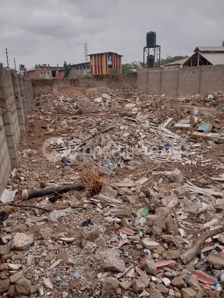 Land for sale College Crescent Ring Rd Ibadan Oyo