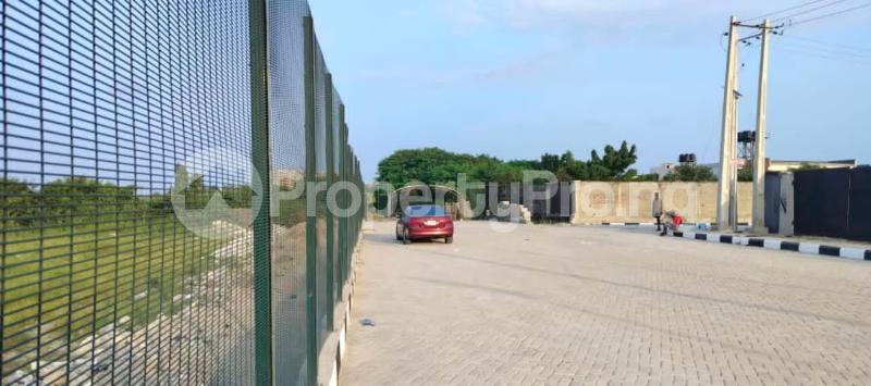 Land for sale Off Ladipo Latinwo Crescent Off Fatai Arobieke Road) Lekki Phase 1. Lekki Phase 1 Lekki Lagos