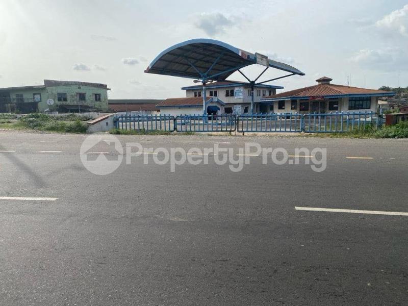 Commercial Property for sale : Off Yinka Ayefele Music, Challenge Ibadan Oyo