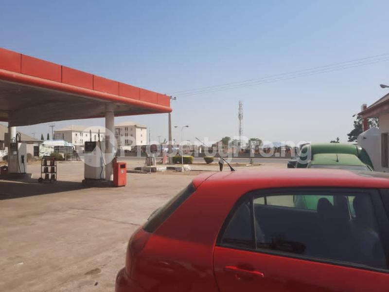 Commercial Property for sale Keffi Road,by 1 Man Village Masaka Keffi Nassarawa