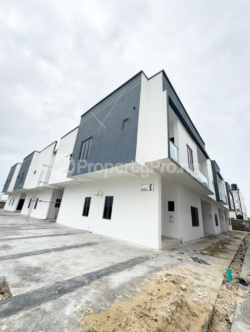 House for sale 2nd Toll Gate Lekki Lagos