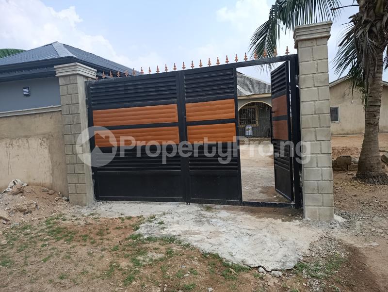 1 bedroom Flat / Apartment for rent Itele Ogun State Close To Ayobo Lagos Obasanjo Farm Ado Odo/Ota Ogun