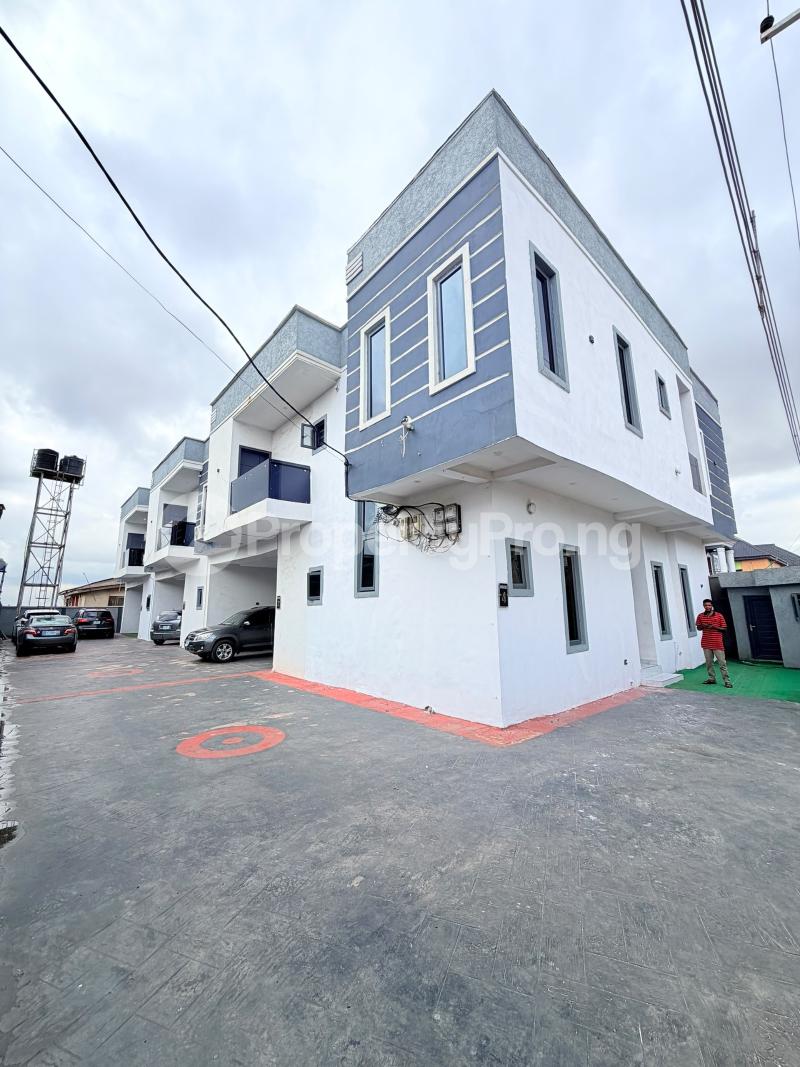 4 bedroom House for sale Ogba Lagos