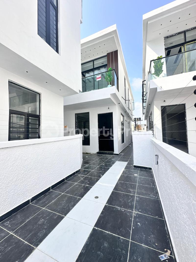 4 bedroom House for sale Ikota Lekki Lagos