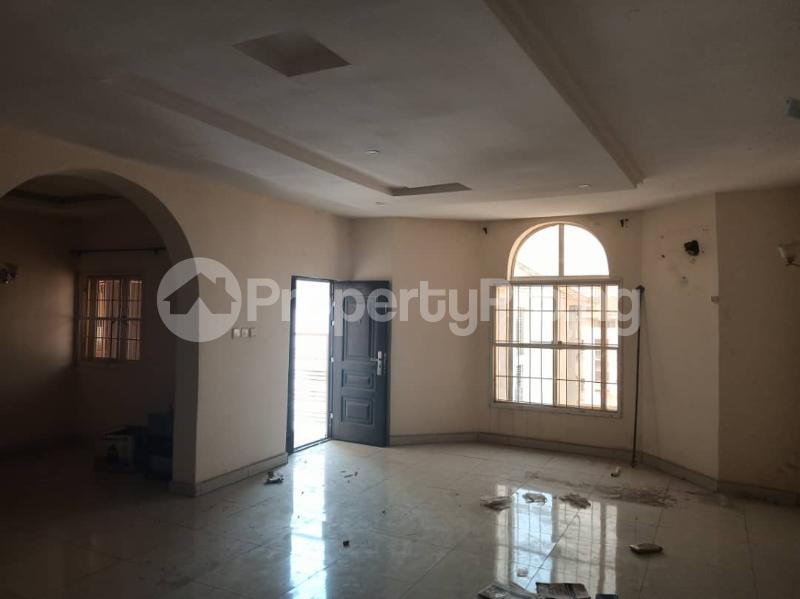 3 bedroom Flat / Apartment for rent Wuye Abuja
