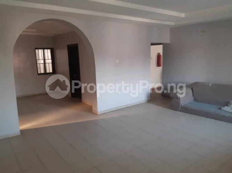 3 bedroom Flat / Apartment for rent Wuse 2 Abuja