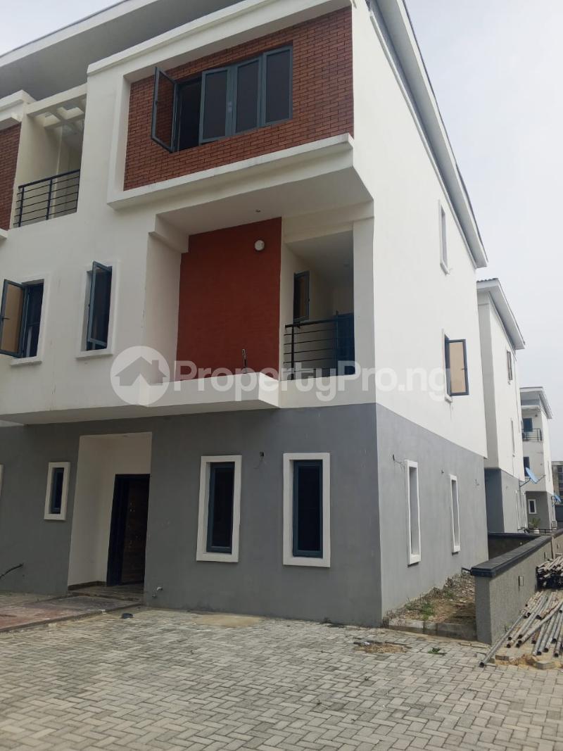 4 bedroom House for rent Secured Area Ikate Lekki Lagos