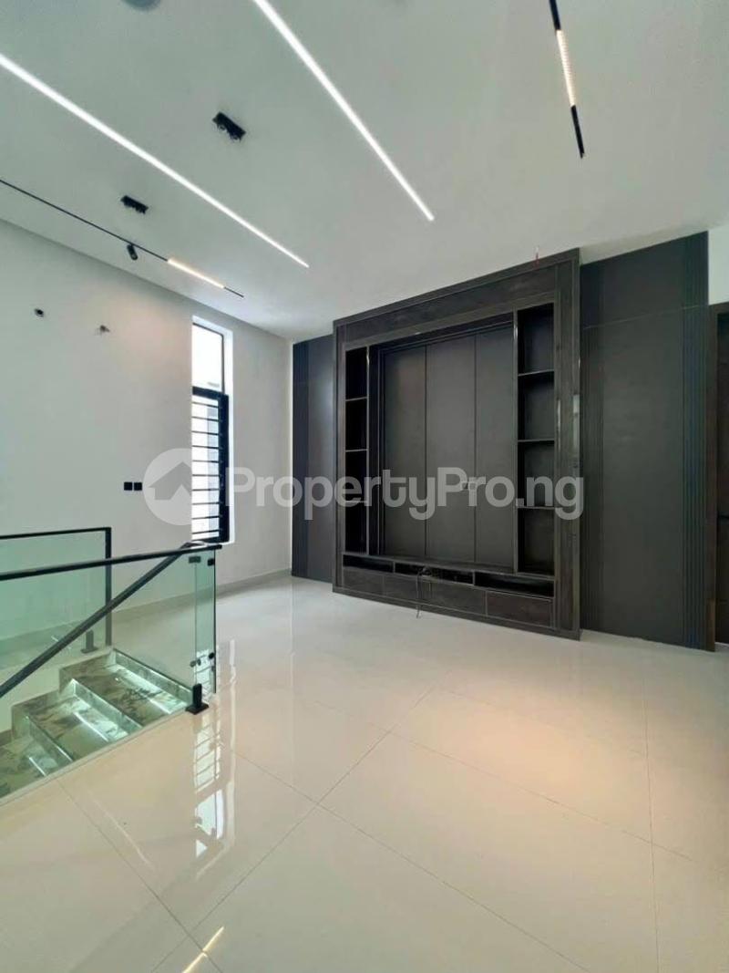 5 bedroom House for sale Orchid Lekki Lagos