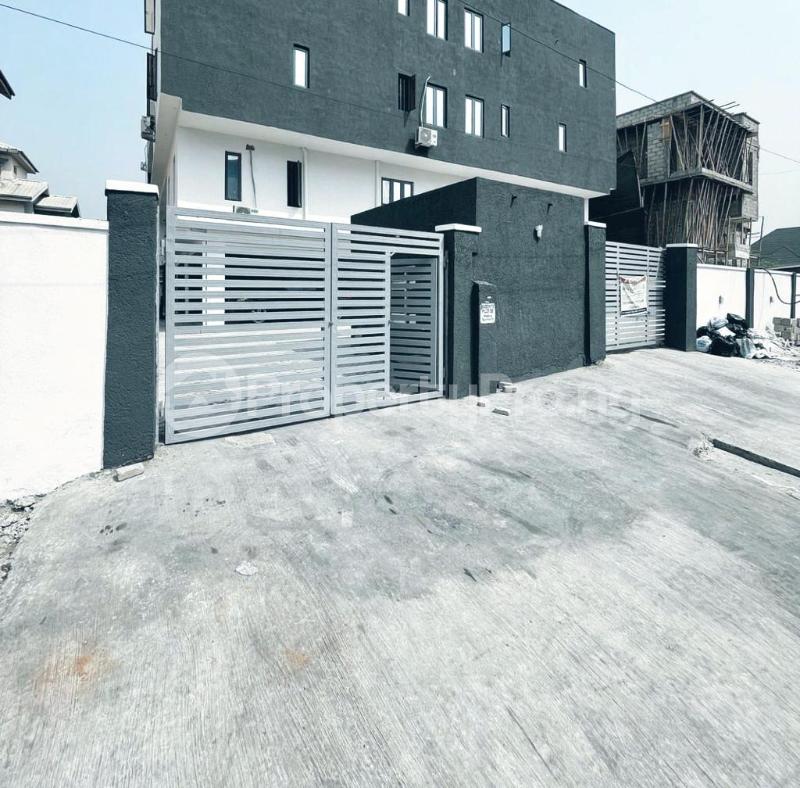 4 bedroom Flat / Apartment for rent Lekki Phase 1 Lekki Lagos