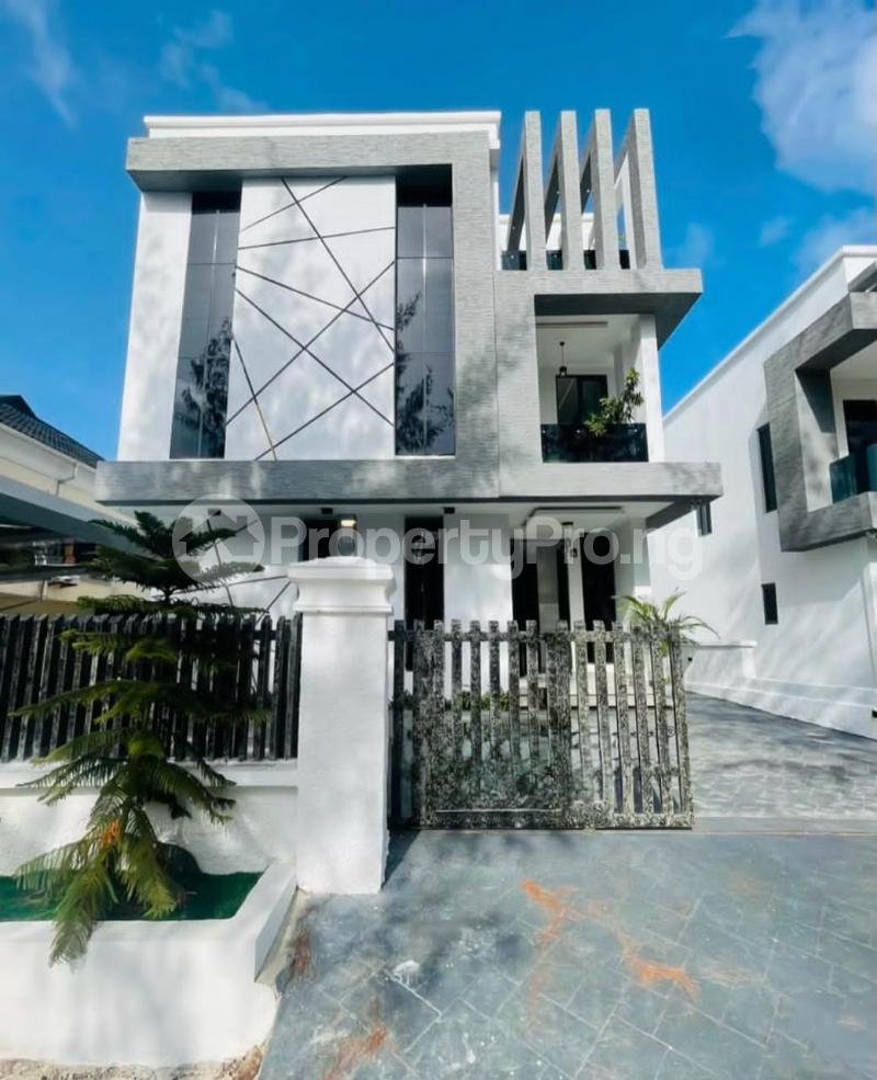 5 bedroom House for rent Ikota Lekki Lagos