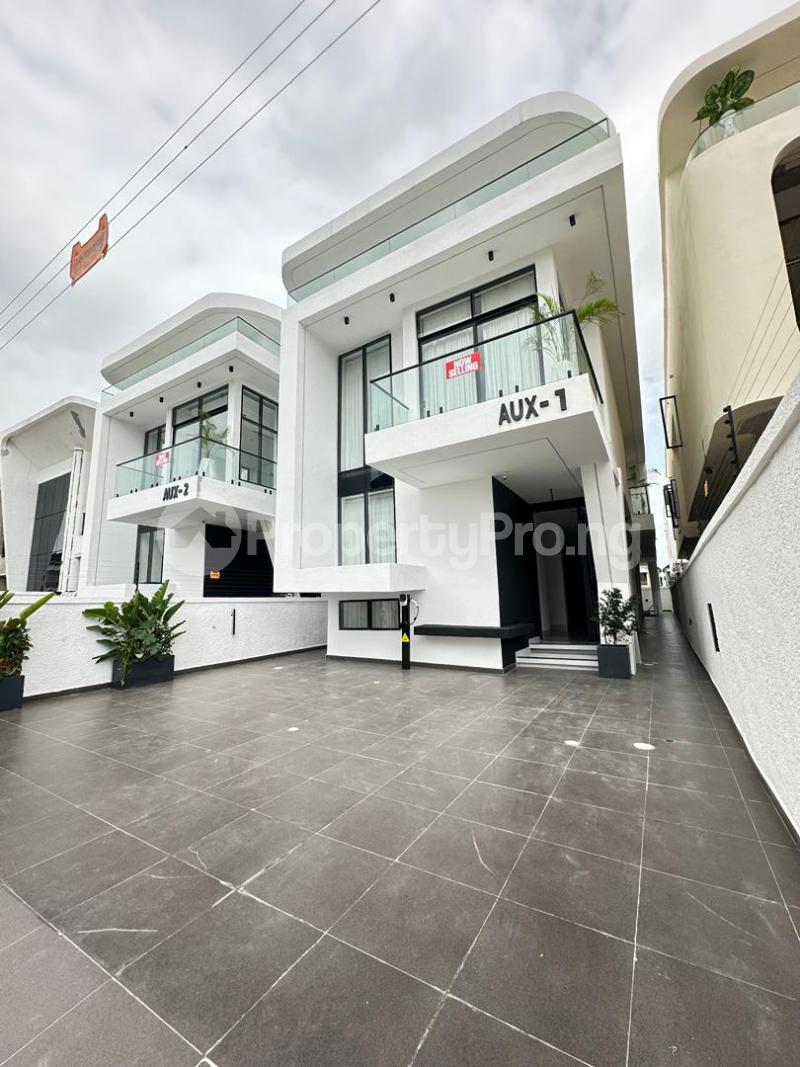 5 bedroom House for sale Orchid Lekki Lagos