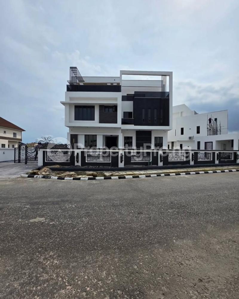 5 bedroom House for sale Osapa london Lekki Lagos