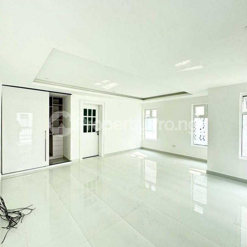 5 bedroom House for sale Banana Island Ikoyi Lagos