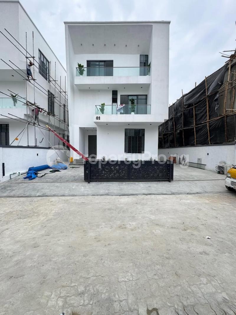 5 bedroom House for sale chevron Lekki Lagos