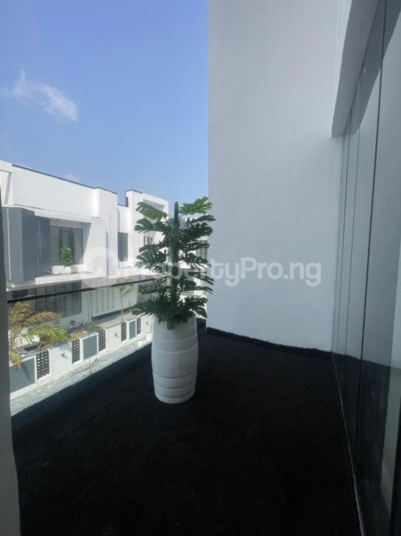 5 bedroom House for sale Chevron Lekki Lagos