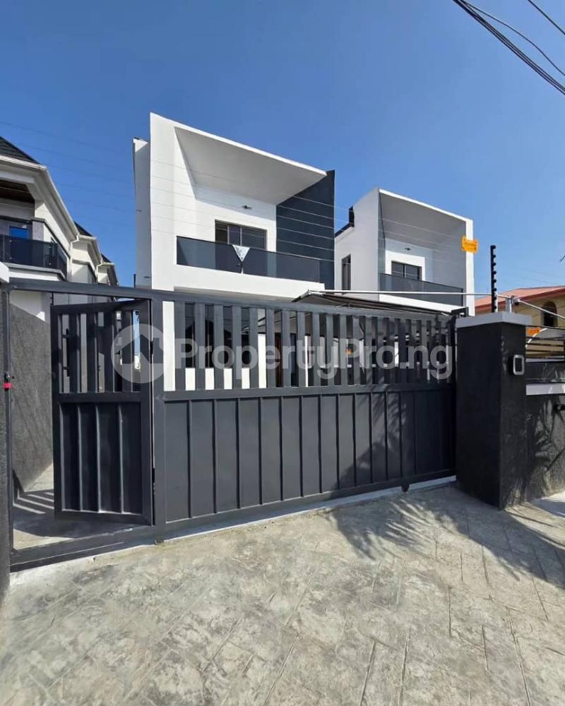 5 bedroom House for sale Ado Ajah Lagos
