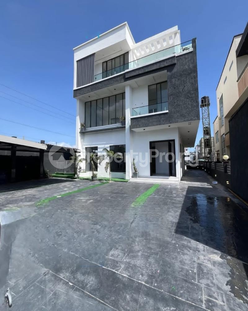 5 bedroom House for sale Osapa london Lekki Lagos