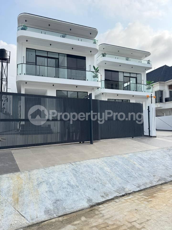 5 bedroom House for sale chevron Lekki Lagos