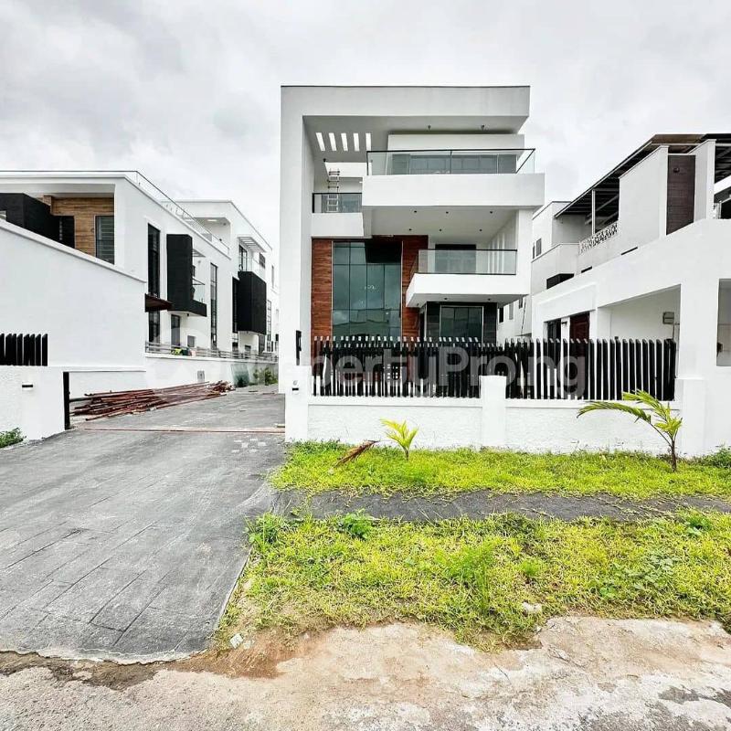 5 bedroom House for sale Osapa london Lekki Lagos