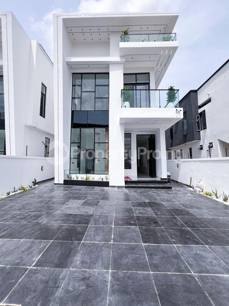 5 bedroom House for sale chevron Lekki Lagos