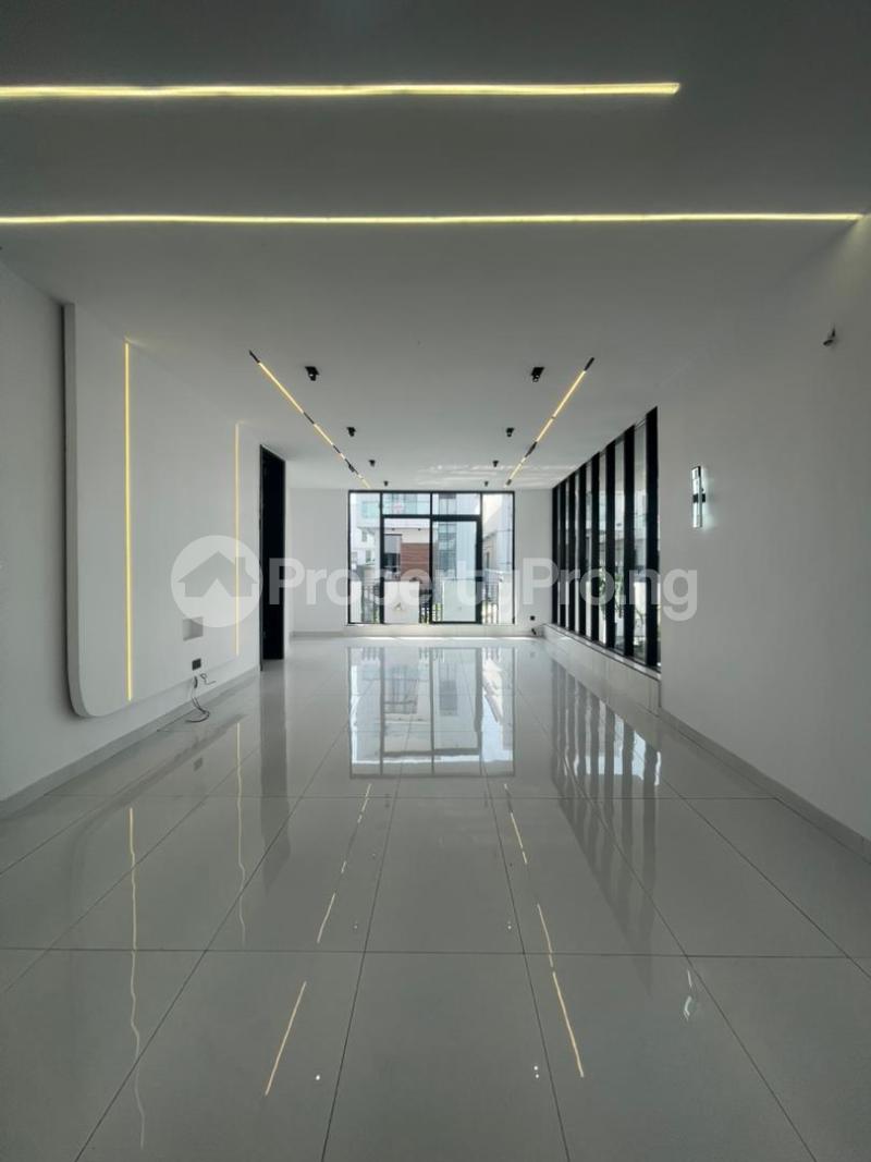 5 bedroom House for sale Chevron Lekki Lagos