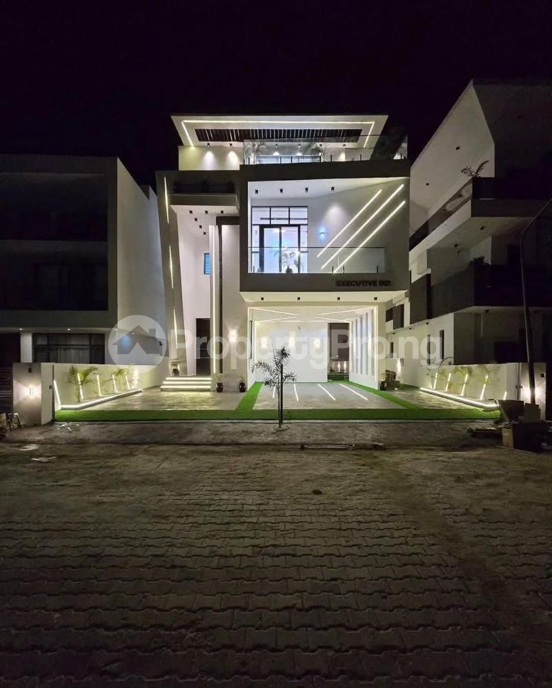 5 bedroom House for sale chevron Lekki Lagos