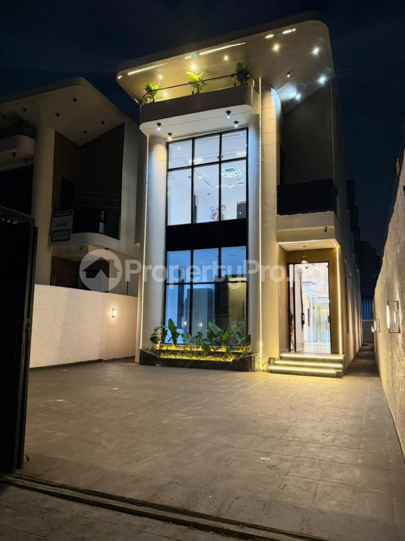 5 bedroom House for sale Chevron Toll Gate Lekki Lagos