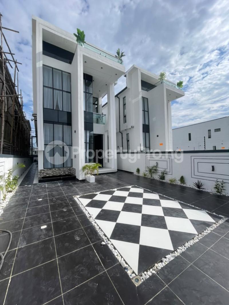 5 bedroom House for shortlet Ikota Lekki Lagos