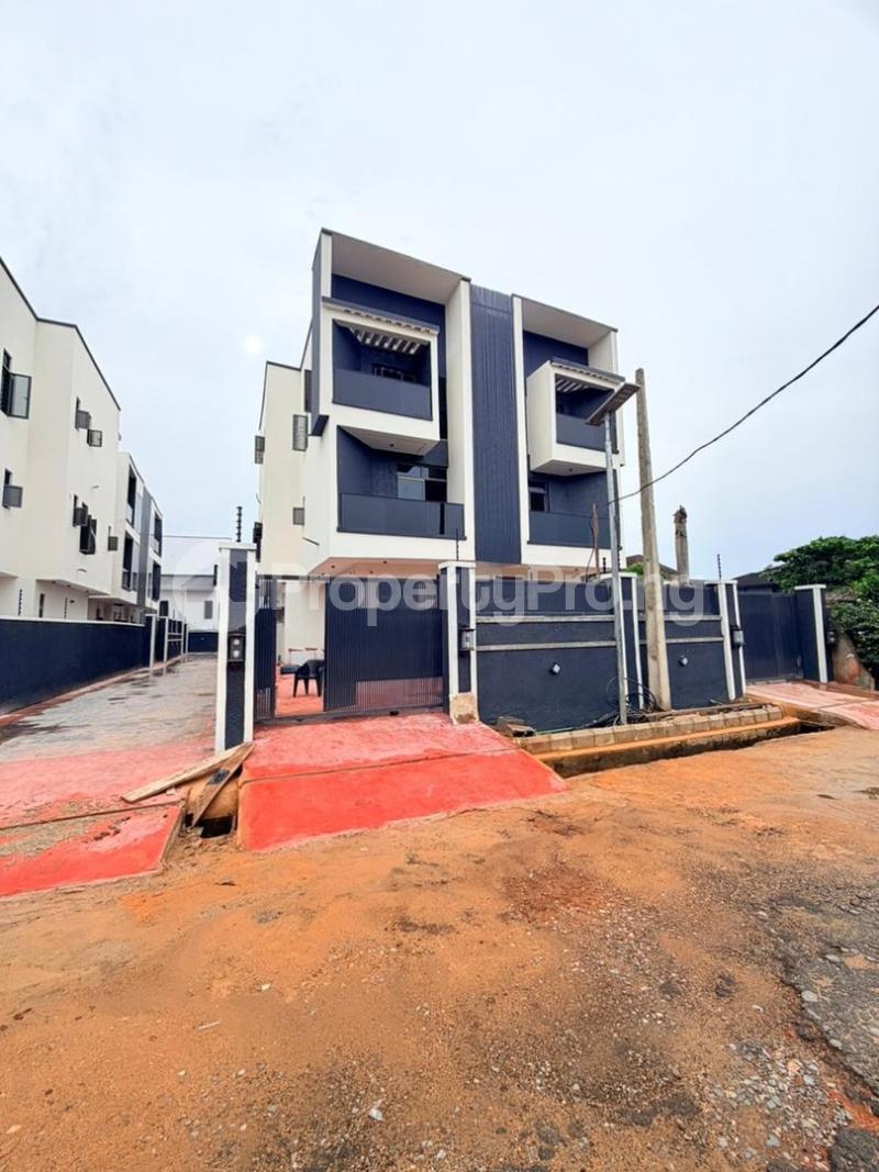 4 bedroom House for sale Adeniyi Jones Ikeja Lagos