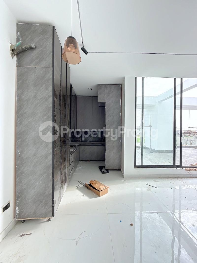 5 bedroom House for sale Osapa london Lekki Lagos