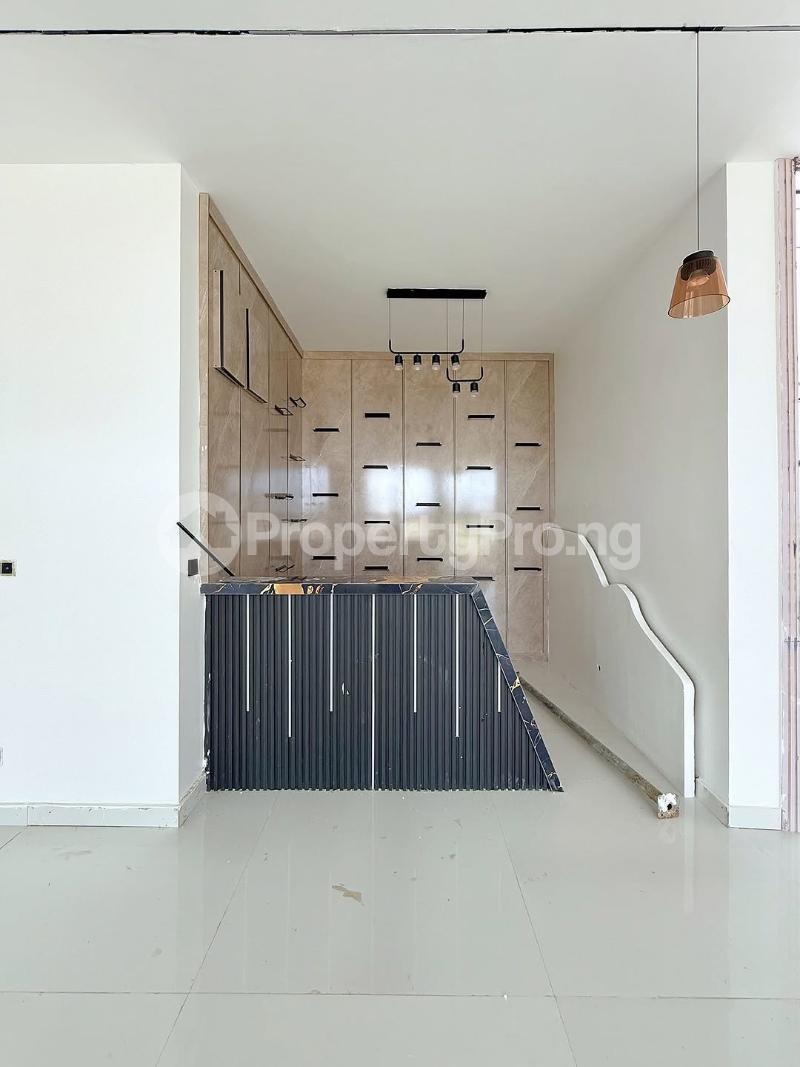 5 bedroom House for sale Osapa london Lekki Lagos