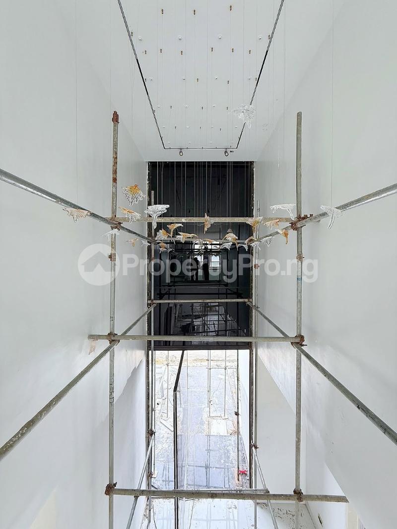 5 bedroom House for sale Osapa london Lekki Lagos