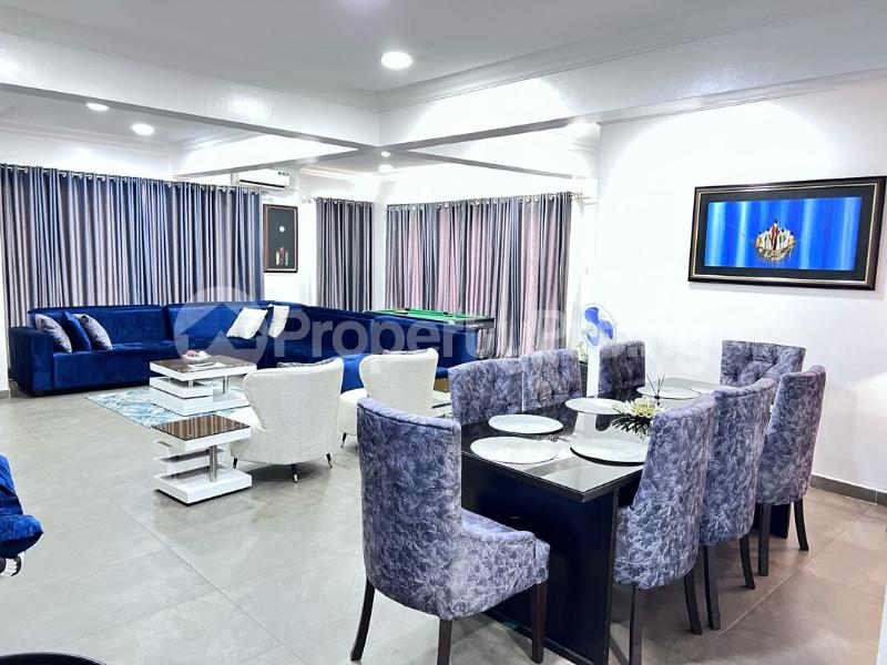 5 bedroom House for shortlet ONIRU Victoria Island Lagos