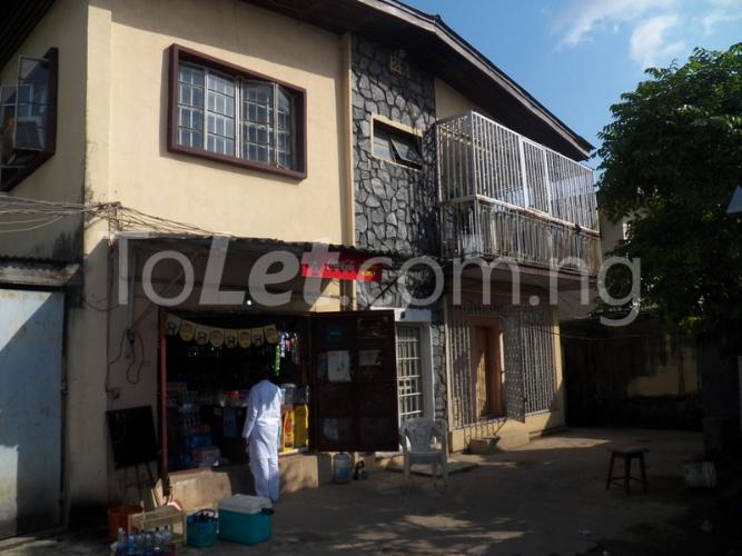 3 bedroom Flat / Apartment for rent Mactharty Street,ilupeju Estate Ilupeju Maryland Lagos