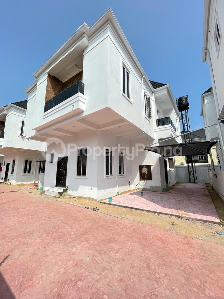 4 bedroom House for sale Lekki Lagos