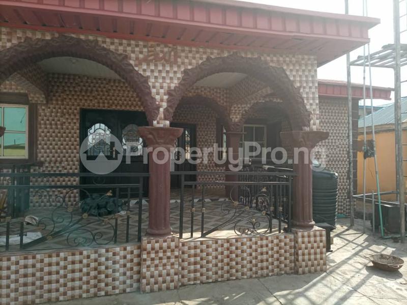 6 bedroom House for sale Makanjuola Gbekuba Apata Ibadan Apata Ibadan Oyo